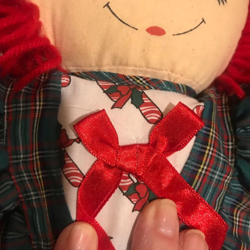 CHRISTMAS DRESSED RAGGEDY ANN 14” DOLL - Picture 6 of 8